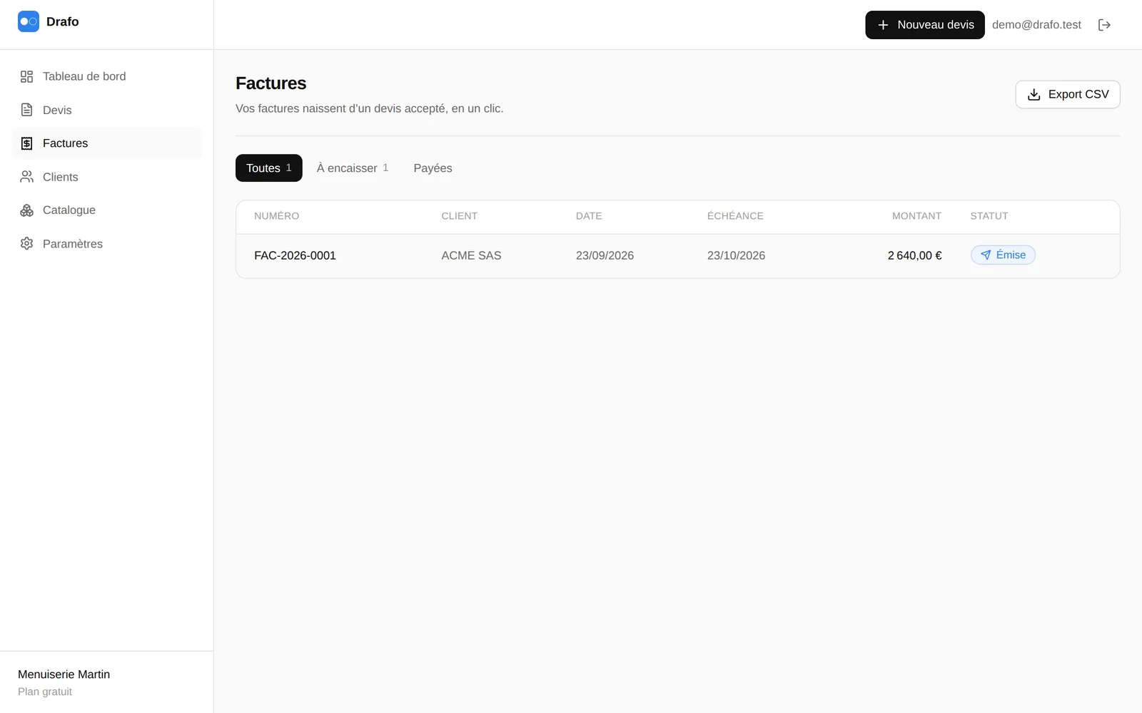 Liste des factures avec les filtres Toutes, À encaisser, Payées et le bouton Export CSV